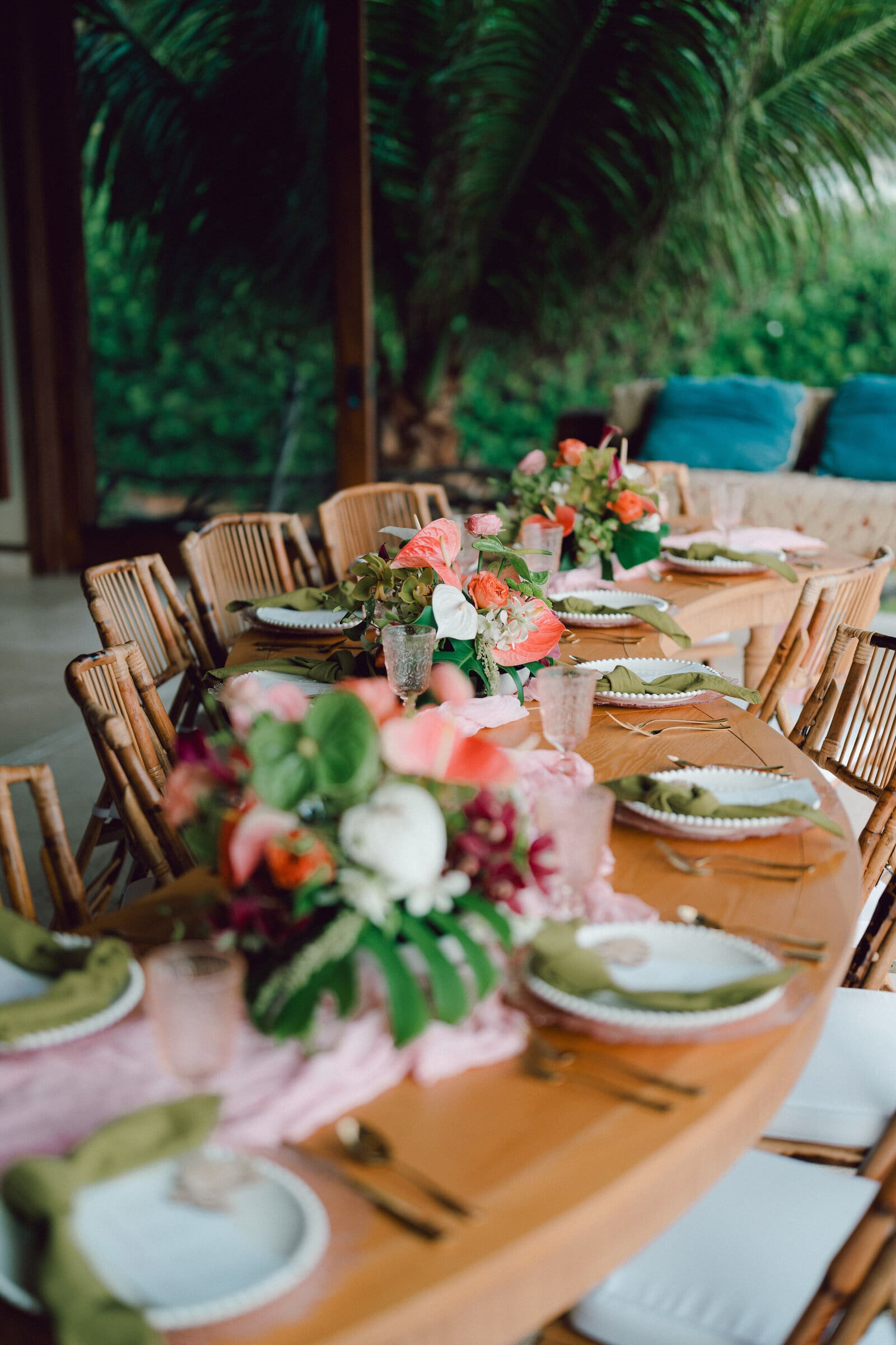Kaitlyn and Jake wedding at a private estate in Kona, Hawaiʻi, photographed by Corey McCarley