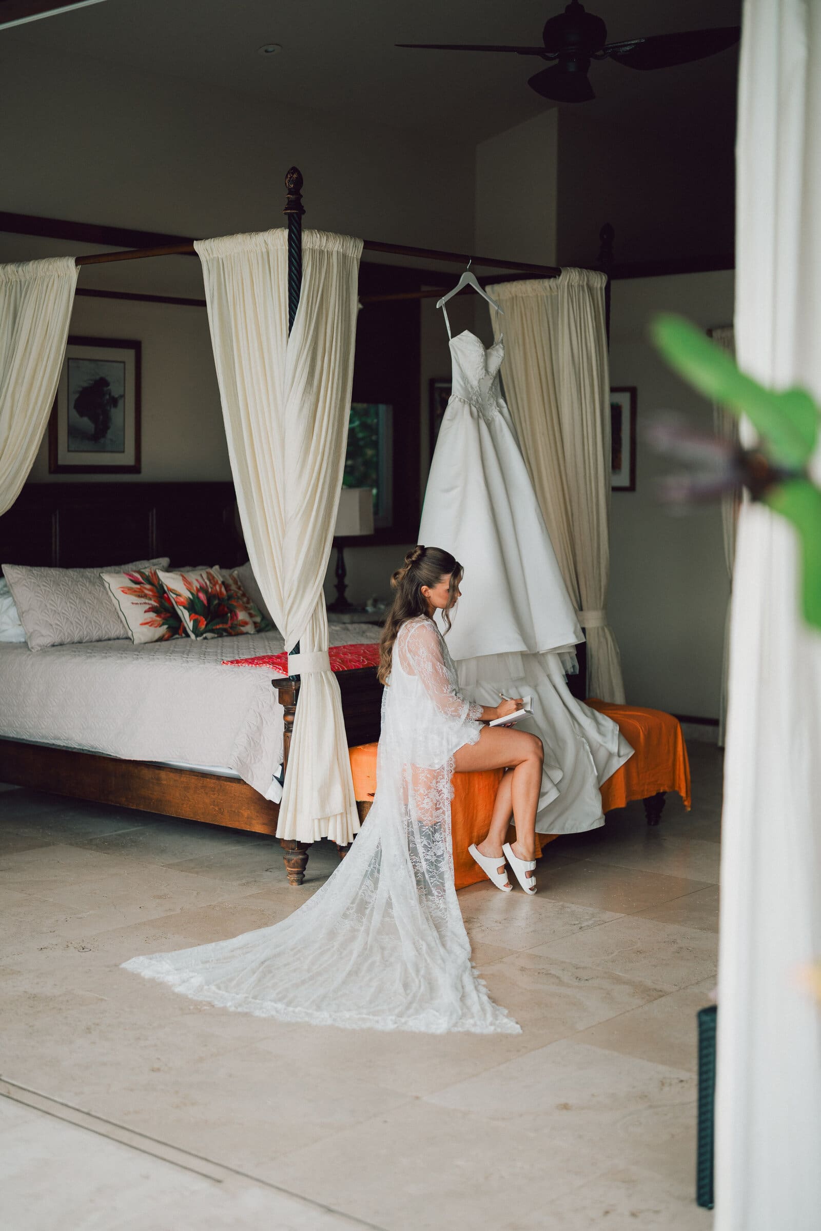 Kaitlyn and Jake wedding at a private estate in Kona, Hawaiʻi, photographed by Corey McCarley