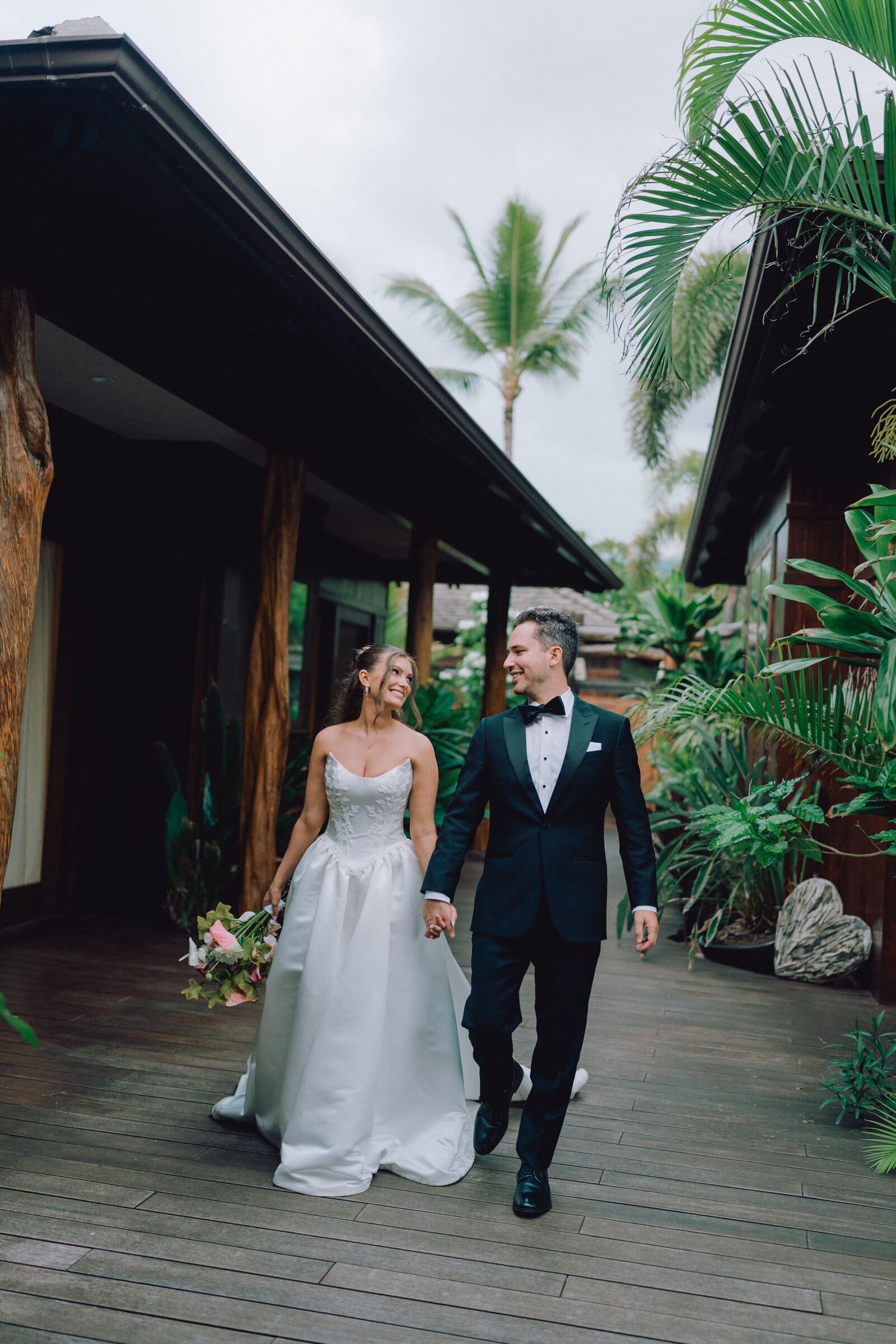 Kaitlyn and Jake wedding at a private estate in Kona, Hawaiʻi, photographed by Corey McCarley